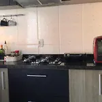 Casa Completa Com Churrasqueira E Jardim Em Foz