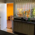 Casa Completa Com Churrasqueira E Jardim Em Foz